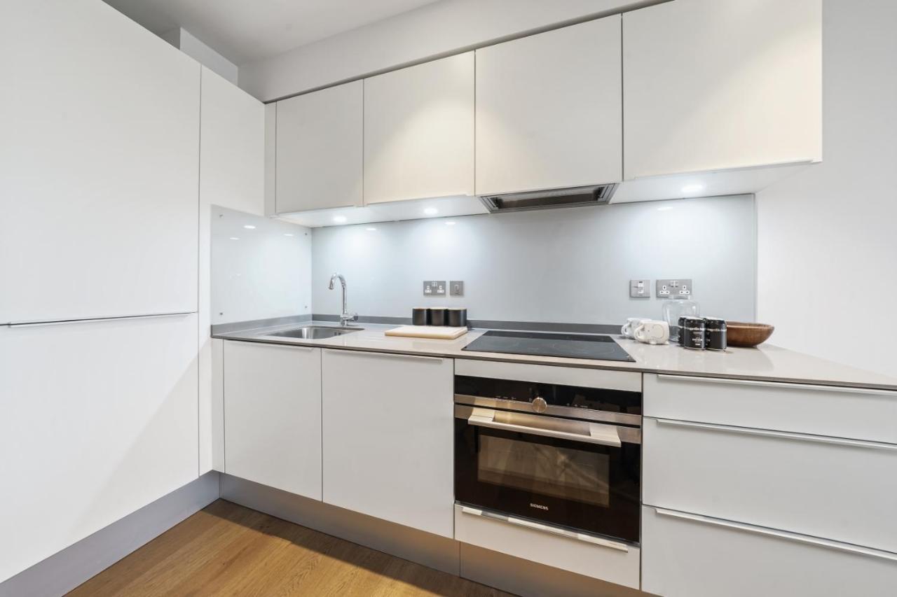 Cityview London Apartments Bagian luar foto
